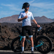 Load image into Gallery viewer, High-performance men’s bike jersey – aero fit, moisture-wicking, and summer-ready kiwami triathlon