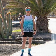 Load image into Gallery viewer, RUNNING TANK TOP DELTA