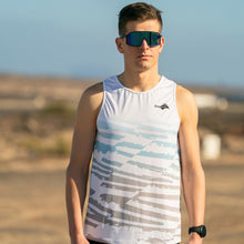 Load image into Gallery viewer, Best men’s athletic tank – quick-dry fabric and anti-chafe design for runners kiwami triathlon