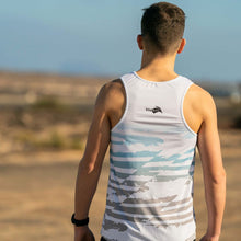 Load image into Gallery viewer, Best men’s athletic tank – quick-dry fabric and anti-chafe design for runners kiwami triathlon