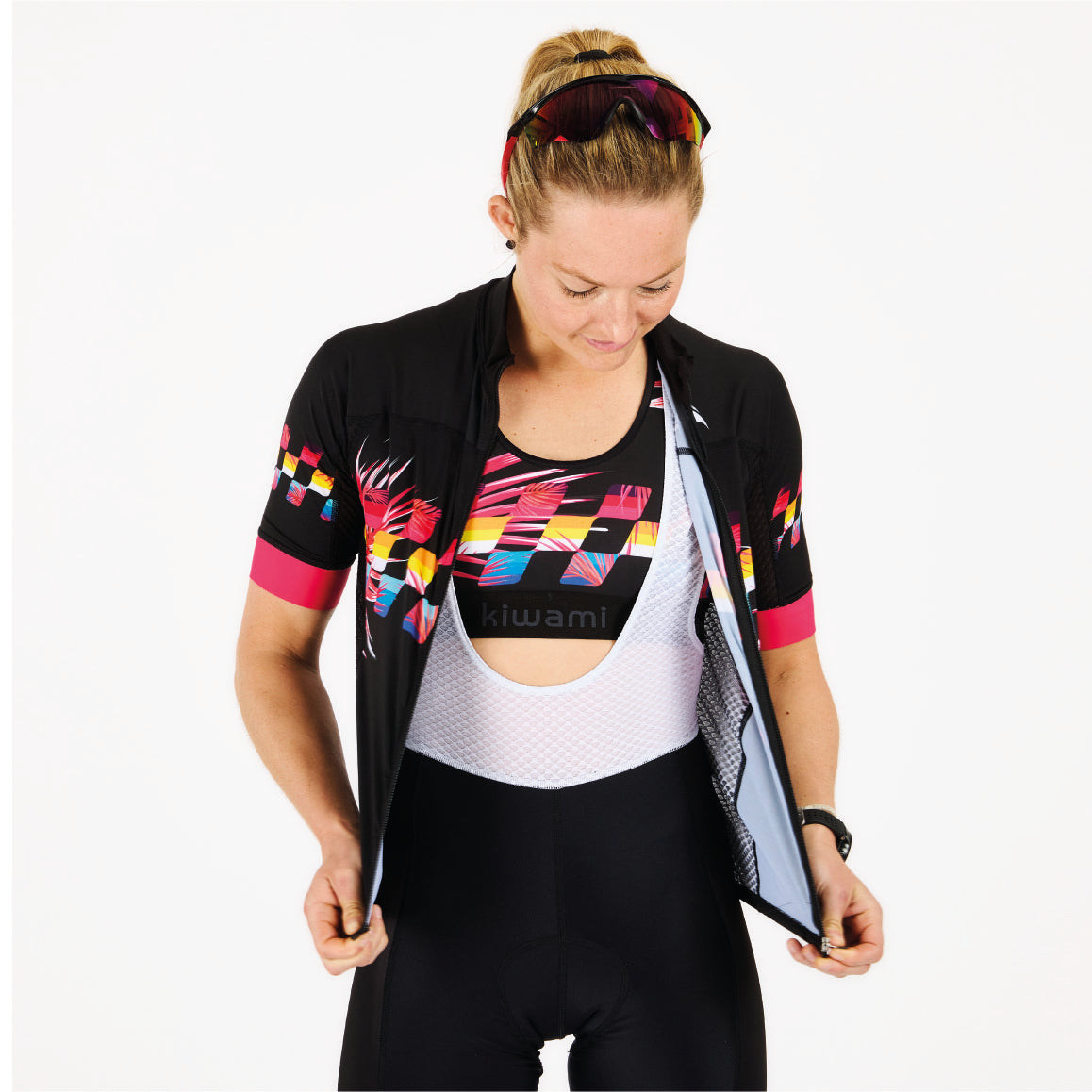 WOMEN'S AUBISQUE CYCLING BIB FINISHER BLACK