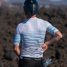 Load image into Gallery viewer, Men’s cycling jersey – lightweight, breathable, and performance-driven for warm weather - KIWAMI TRIATHLON

