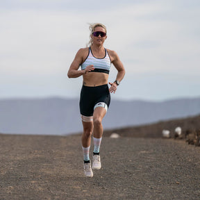 kiwami sports bra for triathlete bold design vivid and vibrant colors