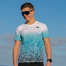 Load image into Gallery viewer, MEN'S RUNNING T-SHIRT SWEETWATER SWIM STUDIO

