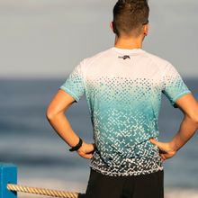 Load image into Gallery viewer, MEN'S RUNNING T-SHIRT SWEETWATER SWIM STUDIO
