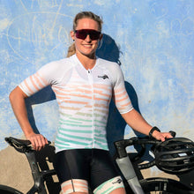 Load image into Gallery viewer, High-performance women’s bike jersey – aero fit, moisture-wicking, and stylish
