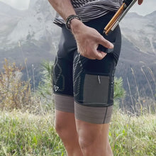 Load and play video in Gallery viewer, Trail-running short Equilibrium - Bivouac
